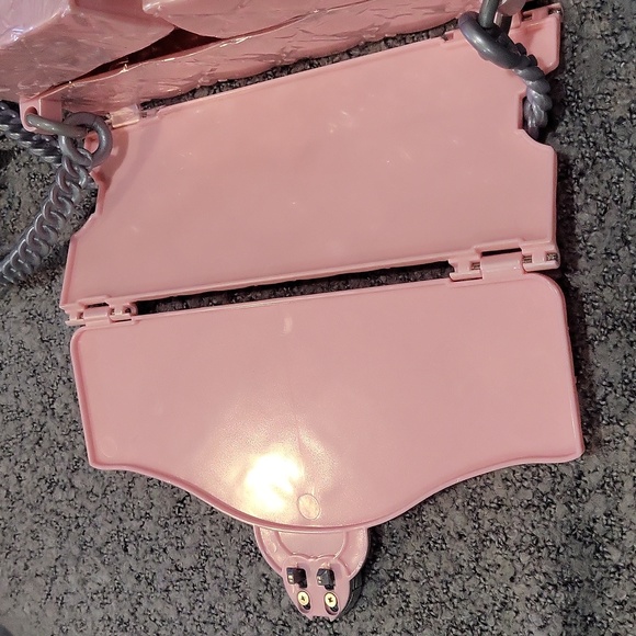 MGA Project Mc2 Spy Bag - Picture 13 of 13